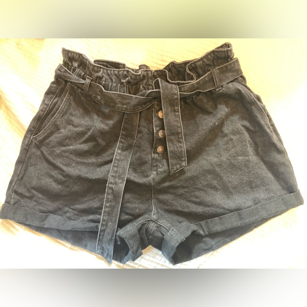 Black denim paper bag shorts - Picture 1 of 3